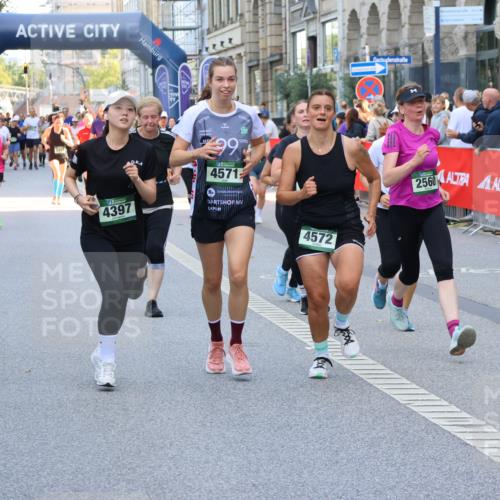 07.09.2025 - BARMER Alsterlauf Strokosch-Dieckow http://msf.ph/oto/8759755 07.09.2025 10:13:09 Ziel 2295, 2323, 3121, 3257, 3487, 3511, 3513, 3769, 3799, 3863, 3879, 3895, 4075, 4548, 4659, 4718, 4881, 5040, 5041, 5054, 5145, 5414, 5721, 6037, 6053, 6158, 8002, 8048 meine-sportfotos.de
