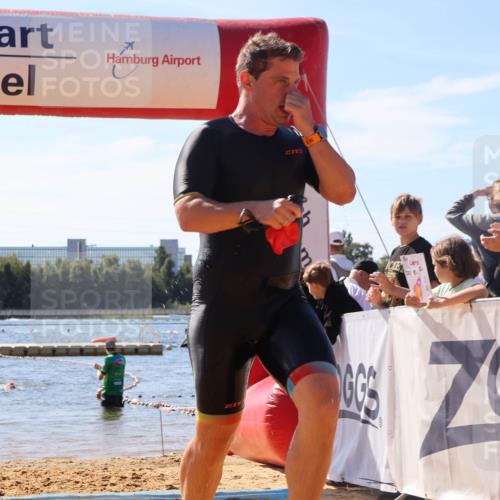 07.09.2025 - 19. Norderstedt Triathlon Luisa Fischer http://msf.ph/oto/8759768 07.09.2025 12:05:03 Schwimmen 739, 769, 811 meine-sportfotos.de