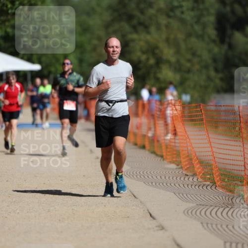 07.09.2025 - 19. Norderstedt Triathlon Michael Strokosch http://msf.ph/oto/8759779 07.09.2025 12:06:32 Laufen 801 meine-sportfotos.de