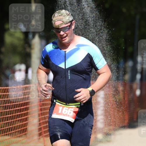 07.09.2025 - 19. Norderstedt Triathlon Michael Strokosch http://msf.ph/oto/8759794 07.09.2025 13:15:09 Laufen 166, 173, 308 meine-sportfotos.de