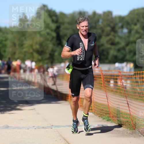 07.09.2025 - 19. Norderstedt Triathlon Michael Strokosch http://msf.ph/oto/8759800 07.09.2025 14:57:35 Laufen 980, 989, 1004 meine-sportfotos.de