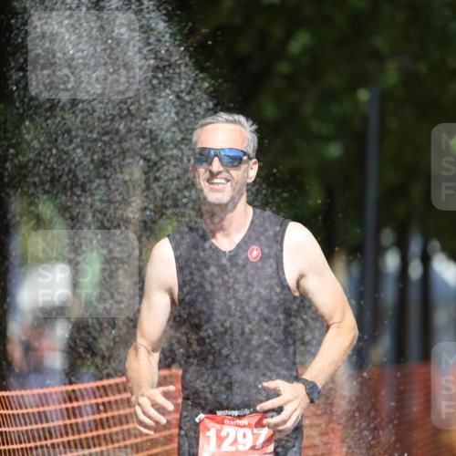 07.09.2025 - 19. Norderstedt Triathlon Michael Strokosch http://msf.ph/oto/8759823 07.09.2025 12:52:57 Laufen 217, 767, 786, 1297 meine-sportfotos.de