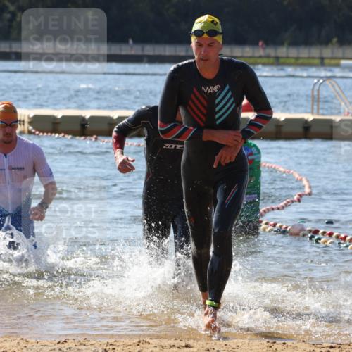 07.09.2025 - 19. Norderstedt Triathlon Luisa Fischer http://msf.ph/oto/8759839 07.09.2025 12:06:00 Schwimmen 174, 713, 816 meine-sportfotos.de