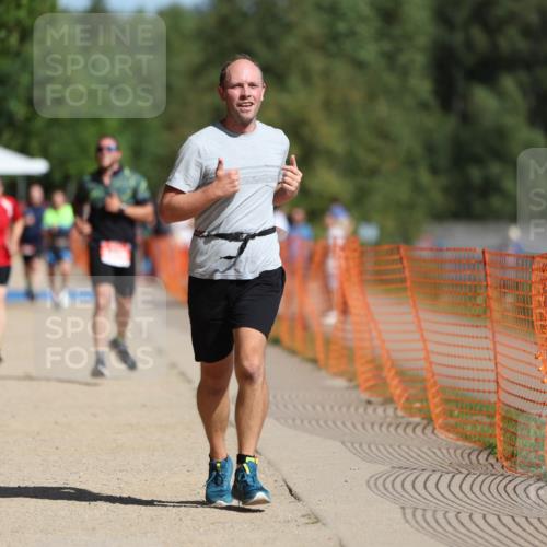 07.09.2025 - 19. Norderstedt Triathlon Michael Strokosch http://msf.ph/oto/8759843 07.09.2025 12:06:34 Laufen 801, 1395 meine-sportfotos.de