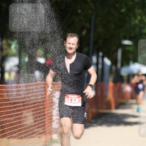 07.09.2025 - 19. Norderstedt Triathlon Michael Strokosch http://msf.ph/oto/8759847 07.09.2025 13:15:15 Laufen 173, 346 meine-sportfotos.de