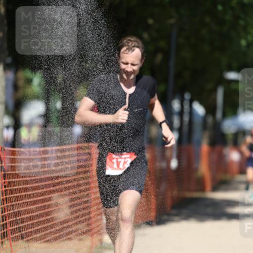 07.09.2025 - 19. Norderstedt Triathlon Michael Strokosch http://msf.ph/oto/8759854 07.09.2025 13:15:15 Laufen 173, 346 meine-sportfotos.de