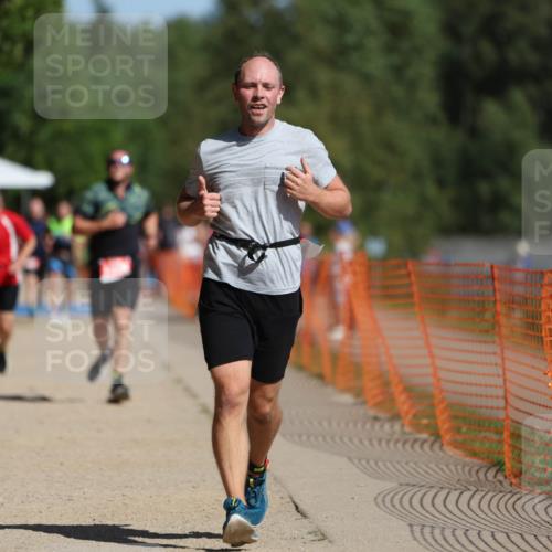 07.09.2025 - 19. Norderstedt Triathlon Michael Strokosch http://msf.ph/oto/8759863 07.09.2025 12:06:34 Laufen 801, 1395 meine-sportfotos.de