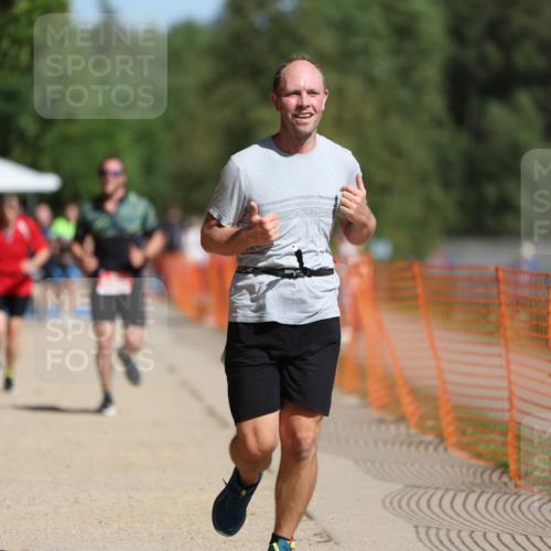 07.09.2025 - 19. Norderstedt Triathlon Michael Strokosch http://msf.ph/oto/8759877 07.09.2025 12:06:35 Laufen 801, 1229, 1395 meine-sportfotos.de