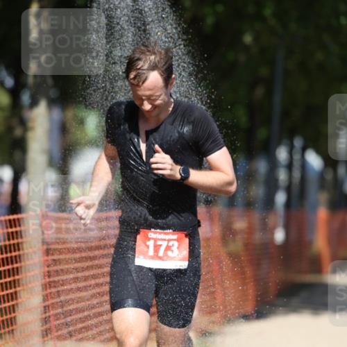 07.09.2025 - 19. Norderstedt Triathlon Michael Strokosch http://msf.ph/oto/8759881 07.09.2025 13:15:15 Laufen 173, 346 meine-sportfotos.de