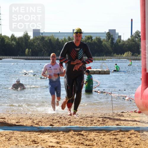 07.09.2025 - 19. Norderstedt Triathlon Luisa Fischer http://msf.ph/oto/8759886 07.09.2025 12:06:02 Schwimmen 174, 713, 816 meine-sportfotos.de
