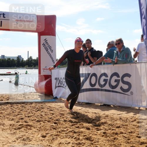 07.09.2025 - 19. Norderstedt Triathlon Luisa Fischer http://msf.ph/oto/8759903 07.09.2025 14:12:00 Schwimmen 379, 474 meine-sportfotos.de