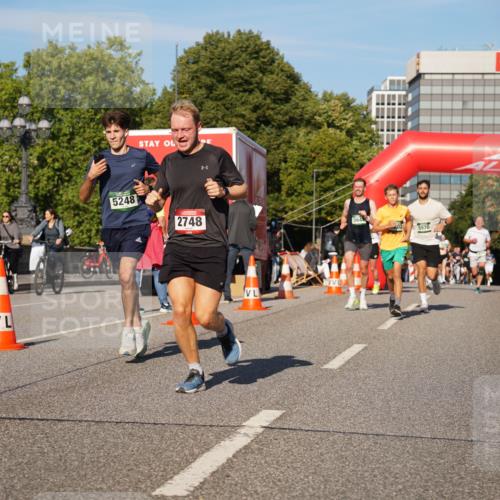 07.09.2025 - BARMER Alsterlauf Yannick Fuchs http://msf.ph/oto/8759909 07.09.2025 09:39:50 Laufen 5248, 2748, 5970 meine-sportfotos.de
