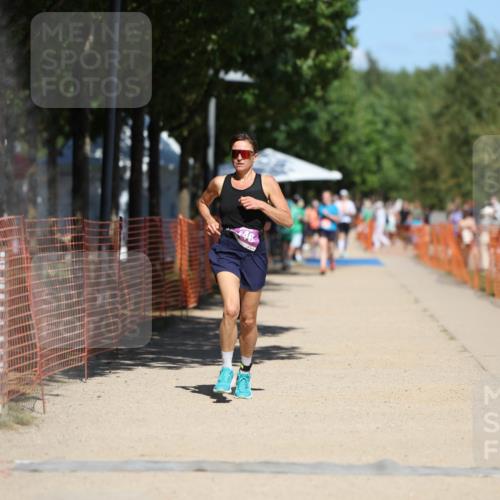07.09.2025 - 19. Norderstedt Triathlon Michael Strokosch http://msf.ph/oto/8759915 07.09.2025 13:15:19 Laufen 173, 346, 1338 meine-sportfotos.de