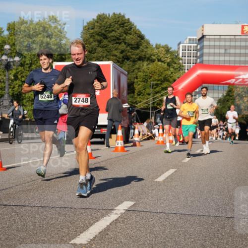 07.09.2025 - BARMER Alsterlauf Yannick Fuchs http://msf.ph/oto/8759918 07.09.2025 09:39:50 Laufen 5248, 2748, 5970, 8203 meine-sportfotos.de