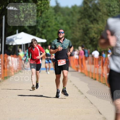 07.09.2025 - 19. Norderstedt Triathlon Michael Strokosch http://msf.ph/oto/8759923 07.09.2025 12:06:36 Laufen 801, 1229, 1395 meine-sportfotos.de