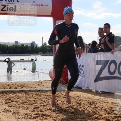 07.09.2025 - 19. Norderstedt Triathlon Luisa Fischer http://msf.ph/oto/8759936 07.09.2025 14:12:12 Schwimmen 469, 472 meine-sportfotos.de