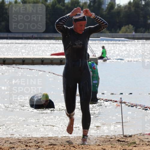 07.09.2025 - 19. Norderstedt Triathlon Luisa Fischer http://msf.ph/oto/8759948 07.09.2025 14:12:15 Schwimmen 469, 472 meine-sportfotos.de