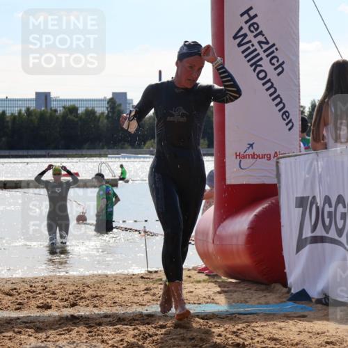 07.09.2025 - 19. Norderstedt Triathlon Luisa Fischer http://msf.ph/oto/8759972 07.09.2025 14:12:17 Schwimmen 469, 472, 475 meine-sportfotos.de