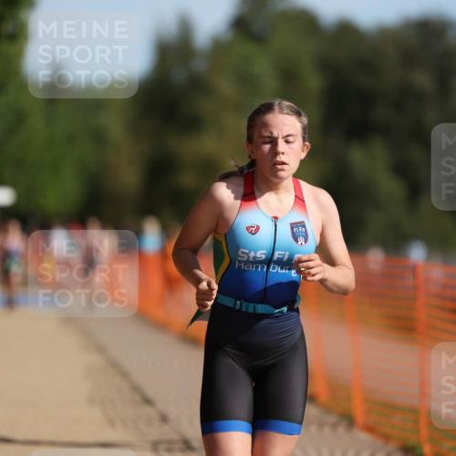 07.09.2025 - 19. Norderstedt Triathlon Michael Strokosch http://msf.ph/oto/8759975 07.09.2025 10:45:01 Laufen 108, 131, 1111, 1119 meine-sportfotos.de