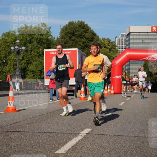 07.09.2025 - BARMER Alsterlauf Yannick Fuchs http://msf.ph/oto/8759984 07.09.2025 09:39:53 Laufen 5644, 03, 8248, 4754 meine-sportfotos.de