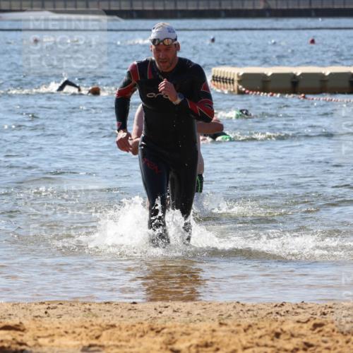 07.09.2025 - 19. Norderstedt Triathlon Luisa Fischer http://msf.ph/oto/8759985 07.09.2025 12:06:10 Schwimmen 174, 250, 713, 816 meine-sportfotos.de