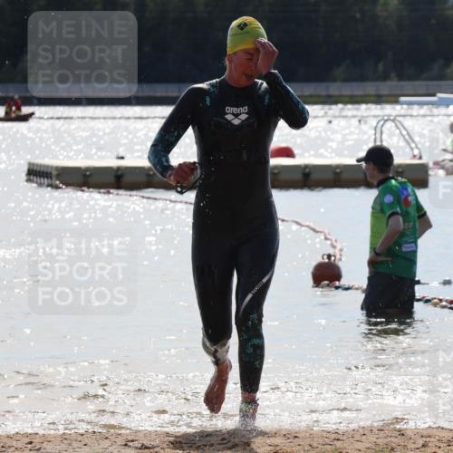 07.09.2025 - 19. Norderstedt Triathlon Luisa Fischer http://msf.ph/oto/8759995 07.09.2025 14:12:21 Schwimmen 469, 472, 475 meine-sportfotos.de