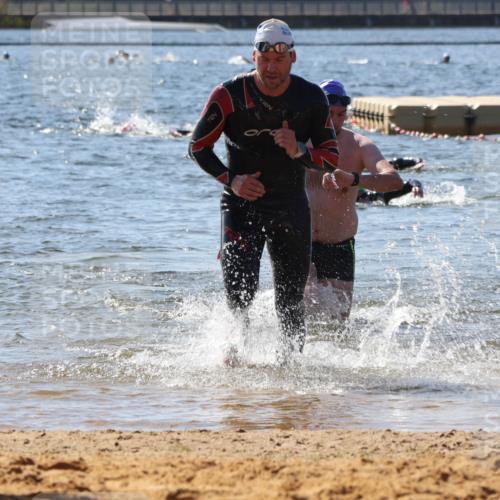 07.09.2025 - 19. Norderstedt Triathlon Luisa Fischer http://msf.ph/oto/8760003 07.09.2025 12:06:11 Schwimmen 174, 250, 713, 810, 816 meine-sportfotos.de