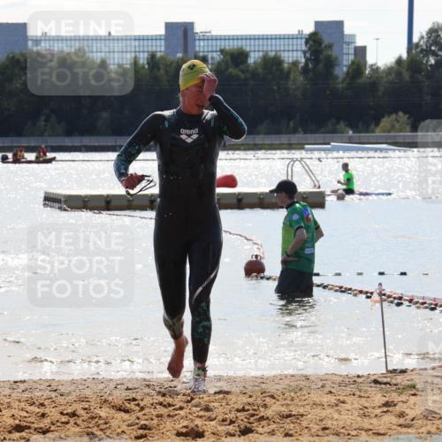 07.09.2025 - 19. Norderstedt Triathlon Luisa Fischer http://msf.ph/oto/8760005 07.09.2025 14:12:22 Schwimmen 469, 472, 475 meine-sportfotos.de