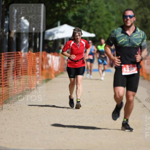 07.09.2025 - 19. Norderstedt Triathlon Michael Strokosch http://msf.ph/oto/8760014 07.09.2025 12:06:39 Laufen 801, 1229, 1395 meine-sportfotos.de