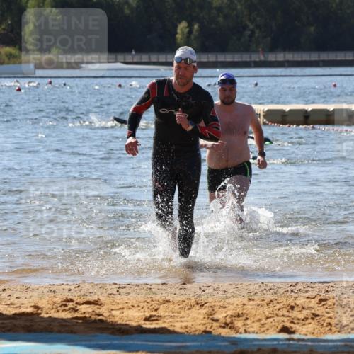 07.09.2025 - 19. Norderstedt Triathlon Luisa Fischer http://msf.ph/oto/8760017 07.09.2025 12:06:11 Schwimmen 174, 250, 713, 810, 816 meine-sportfotos.de