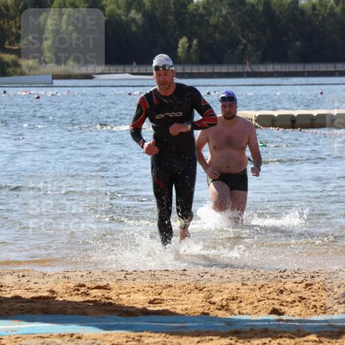 07.09.2025 - 19. Norderstedt Triathlon Luisa Fischer http://msf.ph/oto/8760025 07.09.2025 12:06:12 Schwimmen 174, 250, 713, 810, 816 meine-sportfotos.de
