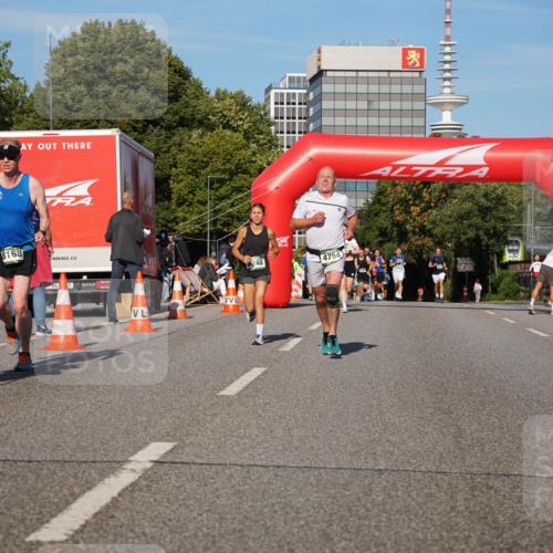 07.09.2025 - BARMER Alsterlauf Yannick Fuchs http://msf.ph/oto/8760028 07.09.2025 09:39:55 Laufen 6043, 8163, 1, 4754 meine-sportfotos.de