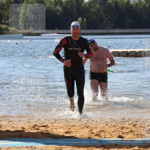 07.09.2025 - 19. Norderstedt Triathlon Luisa Fischer http://msf.ph/oto/8760032 07.09.2025 12:06:12 Schwimmen 174, 250, 713, 810, 816 meine-sportfotos.de