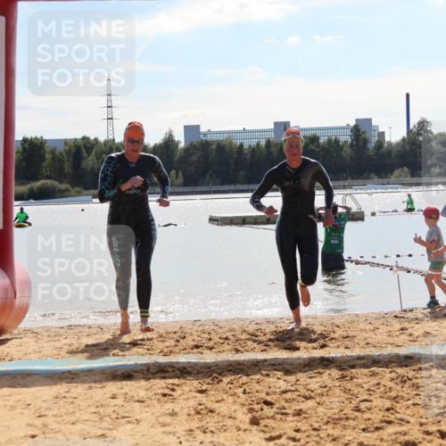 07.09.2025 - 19. Norderstedt Triathlon Luisa Fischer http://msf.ph/oto/8760077 07.09.2025 14:12:38 Schwimmen 462, 463, 476 meine-sportfotos.de