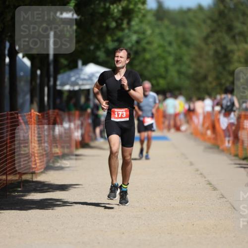 07.09.2025 - 19. Norderstedt Triathlon Michael Strokosch http://msf.ph/oto/8760096 07.09.2025 12:53:13 Laufen 173 meine-sportfotos.de