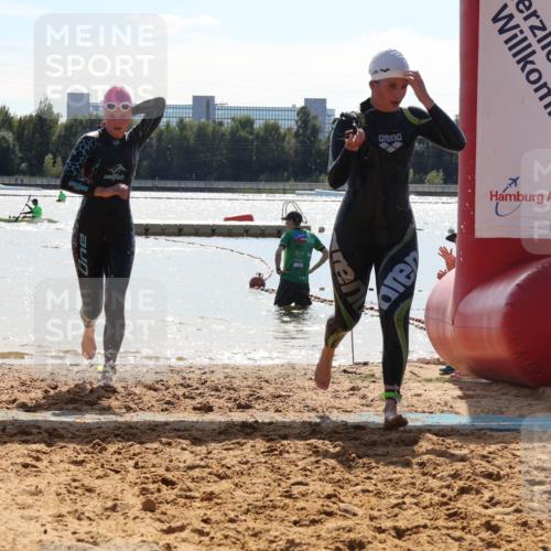 07.09.2025 - 19. Norderstedt Triathlon Luisa Fischer http://msf.ph/oto/8760136 07.09.2025 14:13:26 Schwimmen 449, 1404 meine-sportfotos.de
