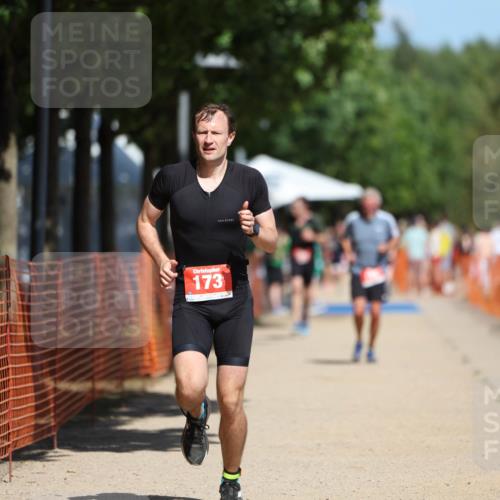 07.09.2025 - 19. Norderstedt Triathlon Michael Strokosch http://msf.ph/oto/8760157 07.09.2025 12:53:14 Laufen 173 meine-sportfotos.de