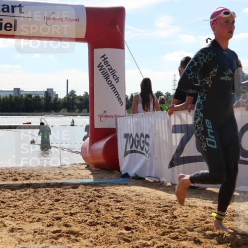 07.09.2025 - 19. Norderstedt Triathlon Luisa Fischer http://msf.ph/oto/8760167 07.09.2025 14:13:28 Schwimmen 449, 1404 meine-sportfotos.de