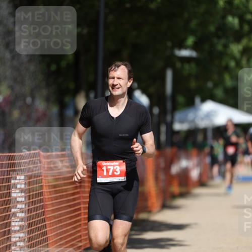 07.09.2025 - 19. Norderstedt Triathlon Michael Strokosch http://msf.ph/oto/8760185 07.09.2025 12:53:15 Laufen 173 meine-sportfotos.de