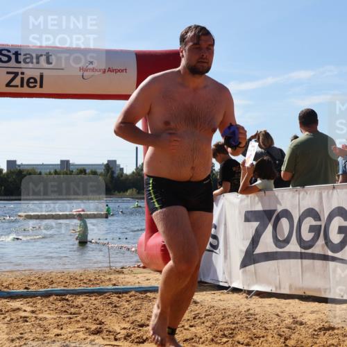 07.09.2025 - 19. Norderstedt Triathlon Luisa Fischer http://msf.ph/oto/8760192 07.09.2025 12:06:19 Schwimmen 250, 810 meine-sportfotos.de