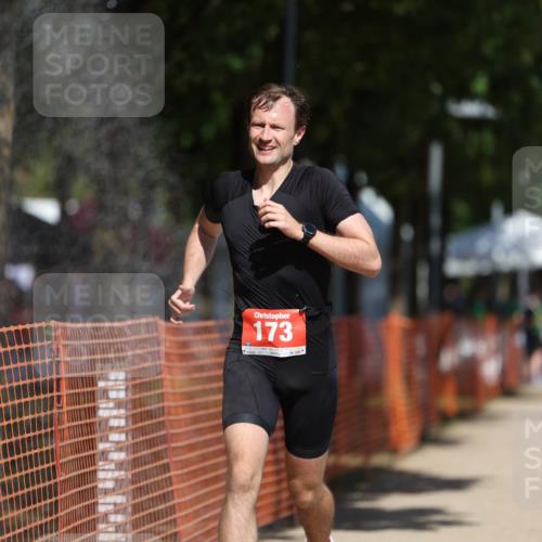 07.09.2025 - 19. Norderstedt Triathlon Michael Strokosch http://msf.ph/oto/8760197 07.09.2025 12:53:15 Laufen 173 meine-sportfotos.de