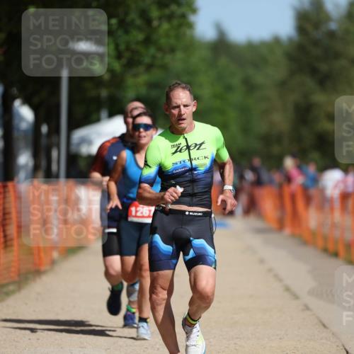 07.09.2025 - 19. Norderstedt Triathlon Michael Strokosch http://msf.ph/oto/8760200 07.09.2025 12:06:50 Laufen 190, 771, 1267 meine-sportfotos.de