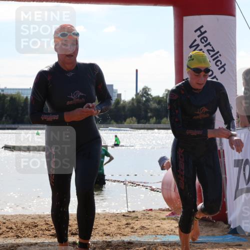 07.09.2025 - 19. Norderstedt Triathlon Luisa Fischer http://msf.ph/oto/8760243 07.09.2025 14:14:22 Schwimmen 1447, 1493, 1507 meine-sportfotos.de