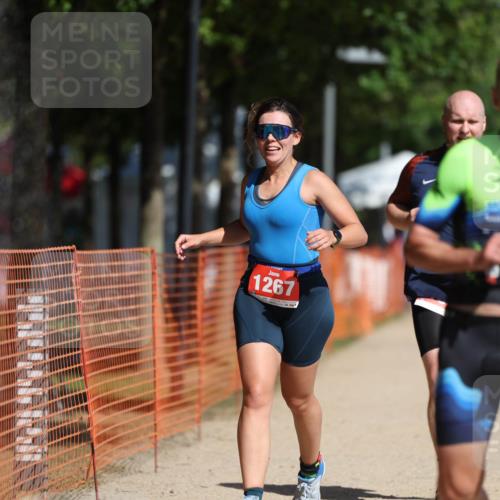 07.09.2025 - 19. Norderstedt Triathlon Michael Strokosch http://msf.ph/oto/8760250 07.09.2025 12:06:52 Laufen 190, 771, 1267 meine-sportfotos.de