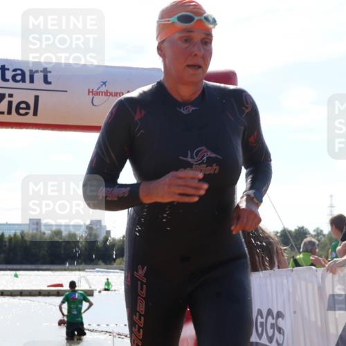 07.09.2025 - 19. Norderstedt Triathlon Luisa Fischer http://msf.ph/oto/8760262 07.09.2025 14:14:23 Schwimmen 1447, 1493, 1507 meine-sportfotos.de
