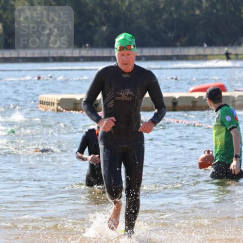 07.09.2025 - 19. Norderstedt Triathlon Luisa Fischer http://msf.ph/oto/8760263 07.09.2025 12:06:42 Schwimmen 788, 1212 meine-sportfotos.de