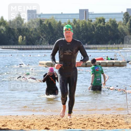 07.09.2025 - 19. Norderstedt Triathlon Luisa Fischer http://msf.ph/oto/8760302 07.09.2025 12:06:43 Schwimmen 788, 1212 meine-sportfotos.de