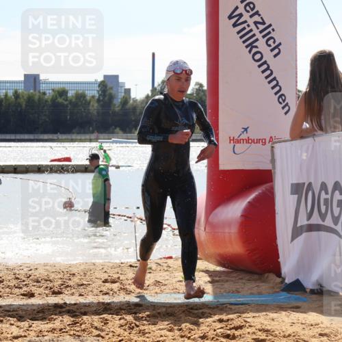 07.09.2025 - 19. Norderstedt Triathlon Luisa Fischer http://msf.ph/oto/8760317 07.09.2025 14:15:11 Schwimmen 452, 478, 917, 1414 meine-sportfotos.de