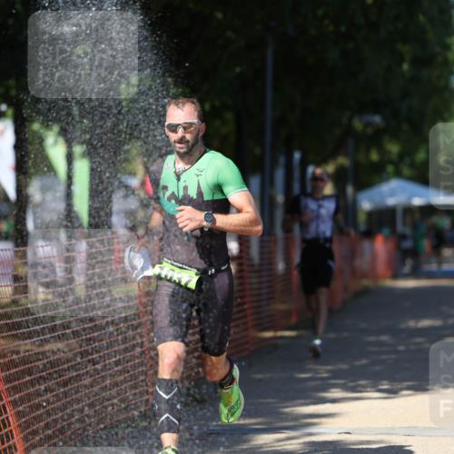 07.09.2025 - 19. Norderstedt Triathlon Michael Strokosch http://msf.ph/oto/8760340 07.09.2025 14:58:23 Laufen 965, 1037 meine-sportfotos.de
