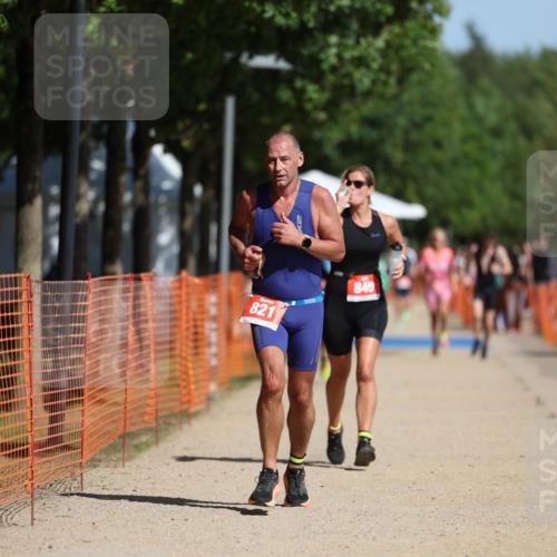07.09.2025 - 19. Norderstedt Triathlon Michael Strokosch http://msf.ph/oto/8760419 07.09.2025 12:07:11 Laufen 821, 845 meine-sportfotos.de